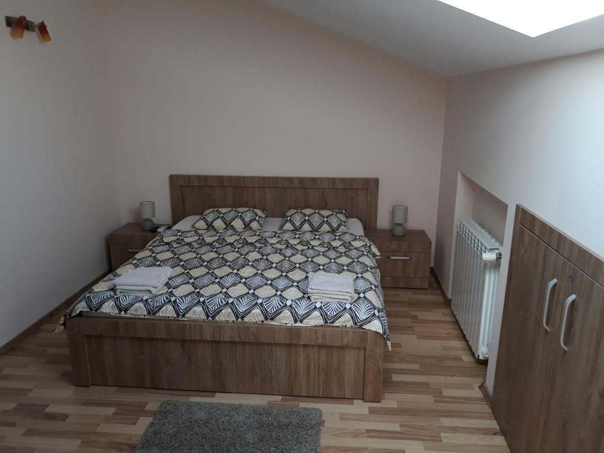 Penthouse Apartament Nufarul אורדאה מראה חיצוני תמונה